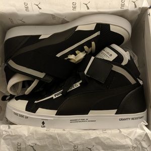 UEG X PUMA COURT PLAY BLACK